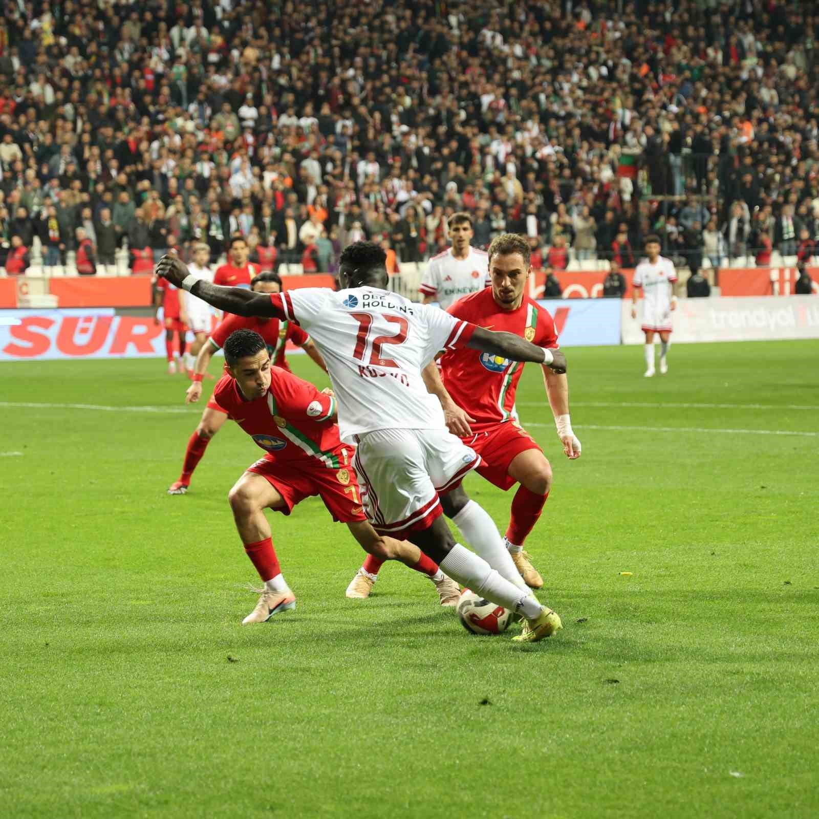 Trendyol 1. Lig: Amed Sportif Faaliyetler: 2 - Ümraniyespor: 2
