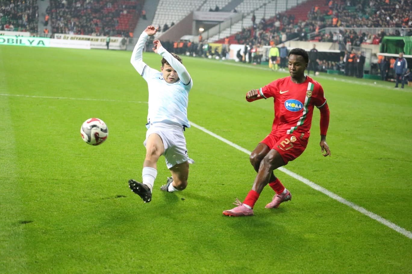 Trendyol 1. Lig: Amed Sportif Faaliyetler: 7 - Adana Demirspor: 0
Trendyol 1. Lig: Amed Sportif Faaliyetler: 7 - Adana Demirspor: 0