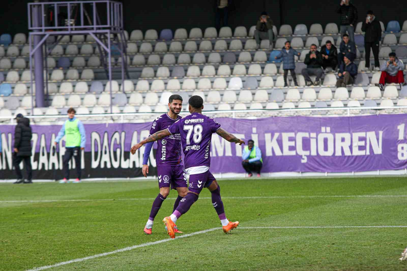 Trendyol 1. Lig: Ankara Keçiörengücü: 3 - Bandırmaspor: 1
