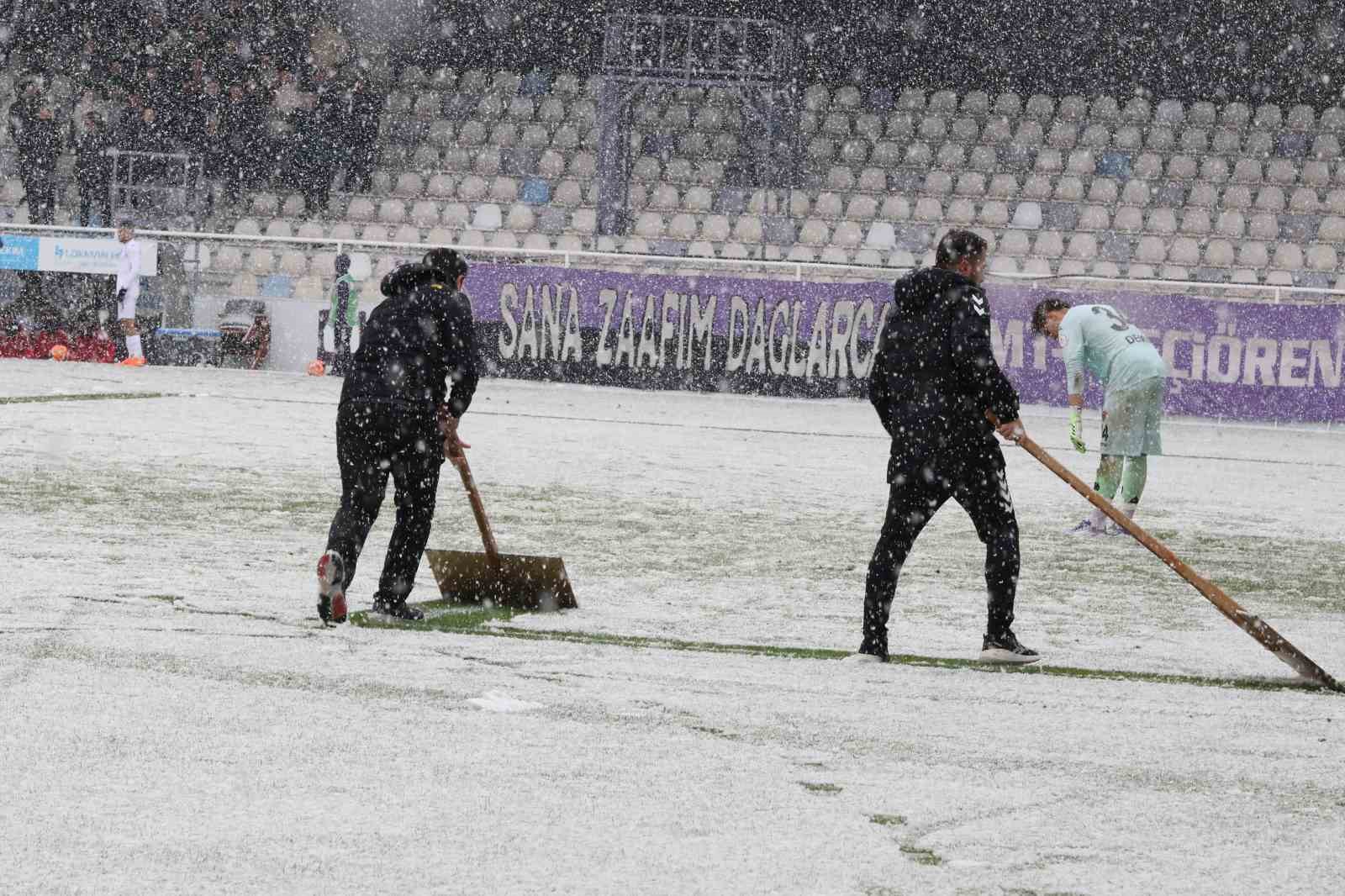 Trendyol 1. Lig: Ankara Keçiörengücü: 5 - Hatayspor: 0
Trendyol 1. Lig: Ankara Keçiörengücü: 5 - Hatayspor: 0