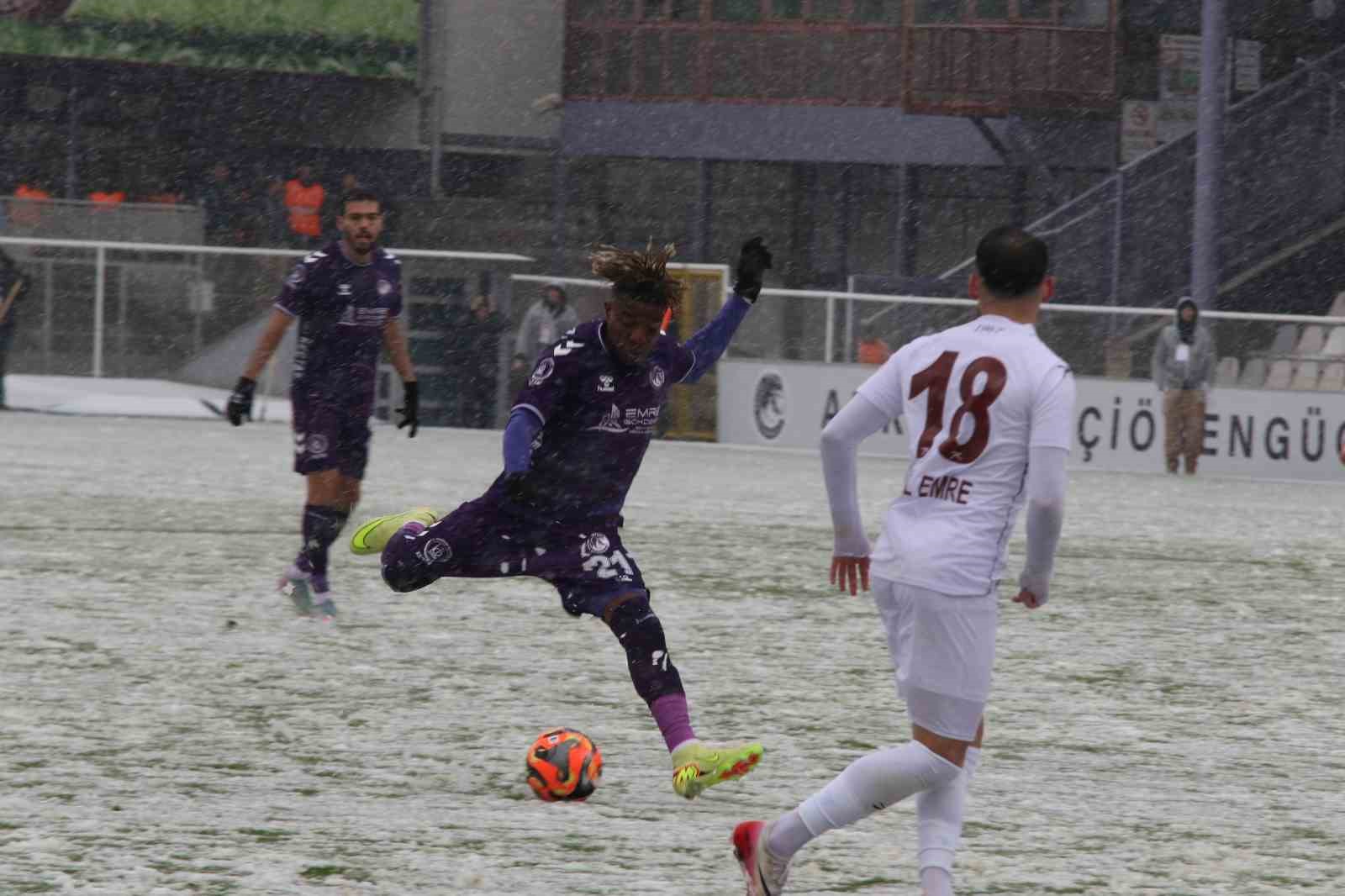 Trendyol 1. Lig: Ankara Keçiörengücü: 5 - Hatayspor: 0
Trendyol 1. Lig: Ankara Keçiörengücü: 5 - Hatayspor: 0