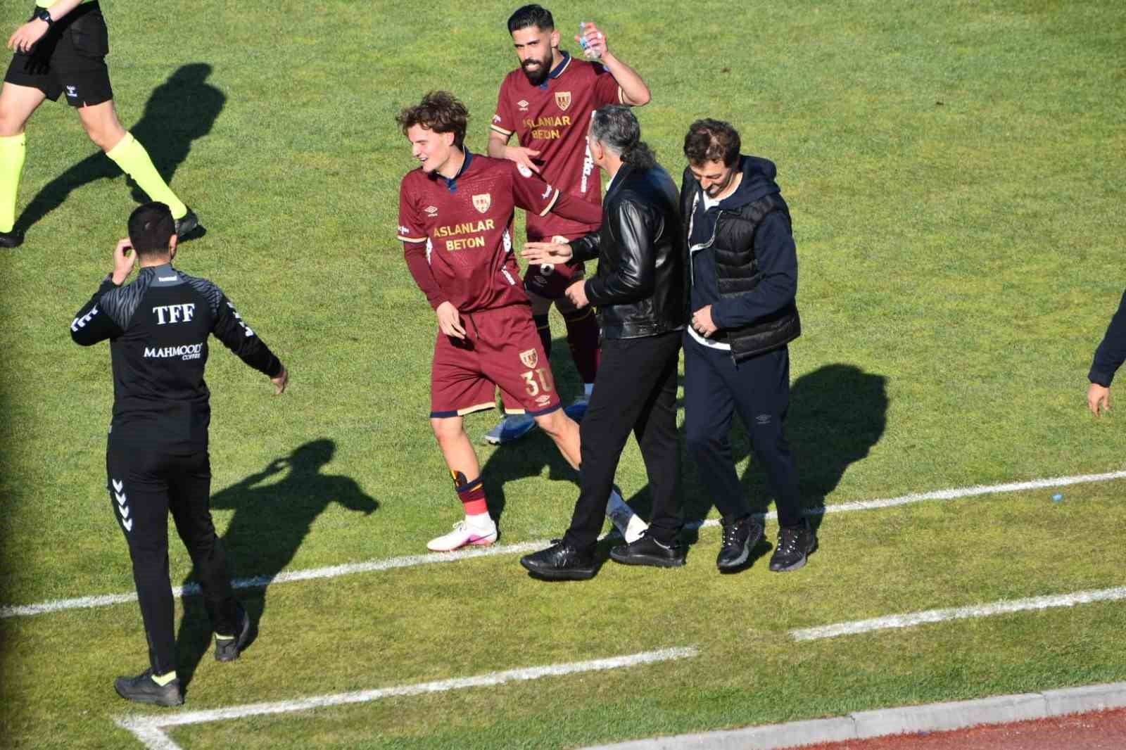 Trendyol 1. Lig: Bandırmaspor: 2 - Amed Sportif Faaliyetler: 0
