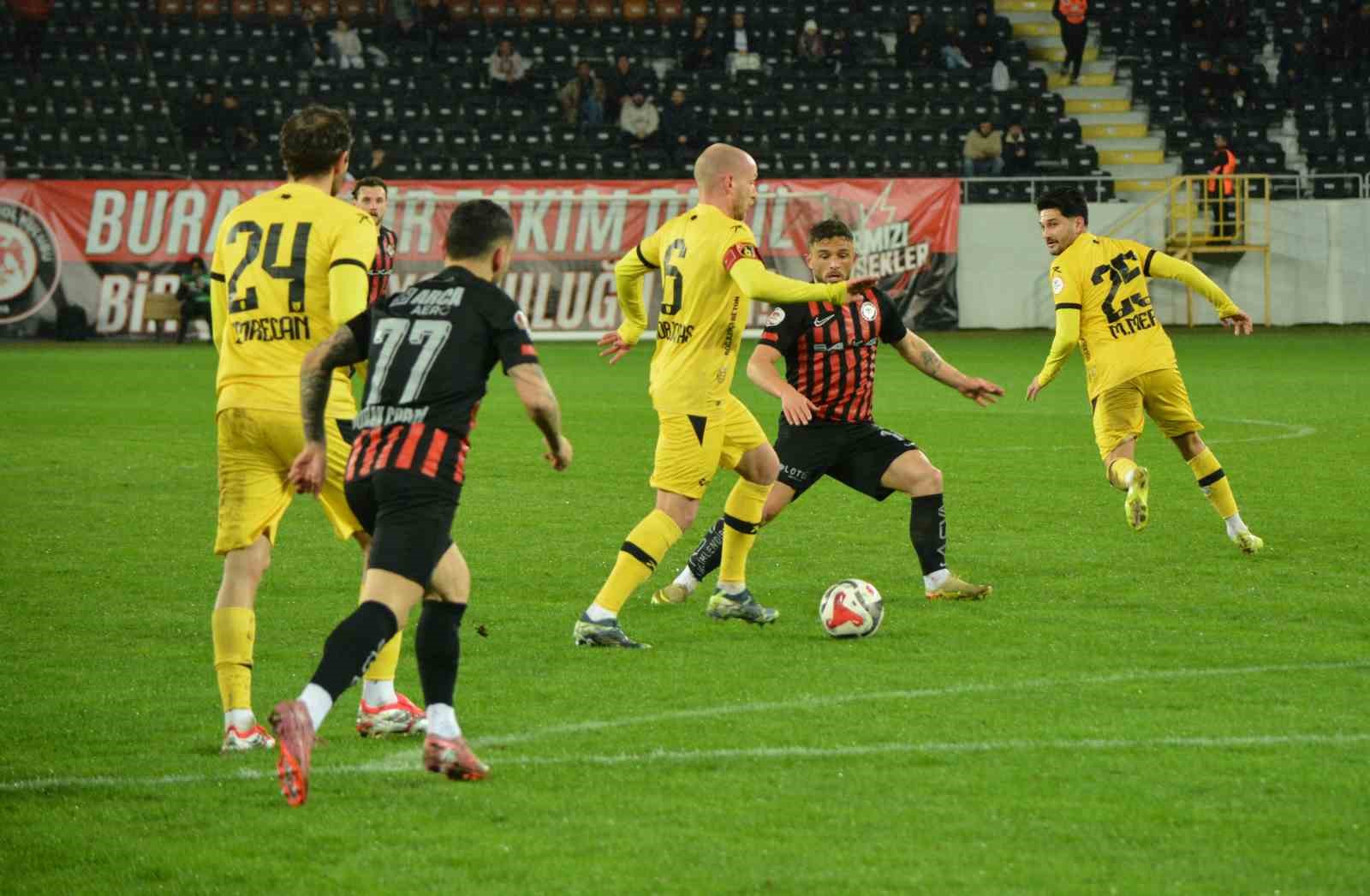 Trendyol 1. Lig: Çorum FK: 2 - İstanbulspor: 3
