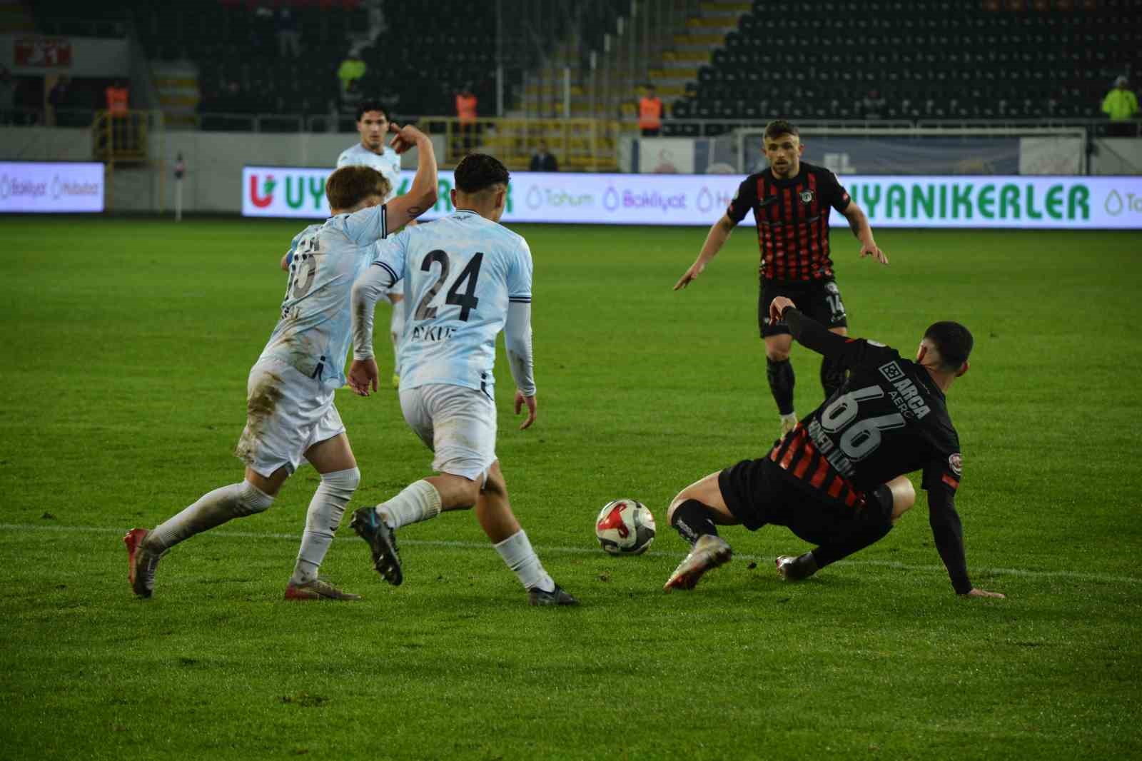 Trendyol 1. Lig: Çorum FK: 4 - Adana Demirspor: 1
