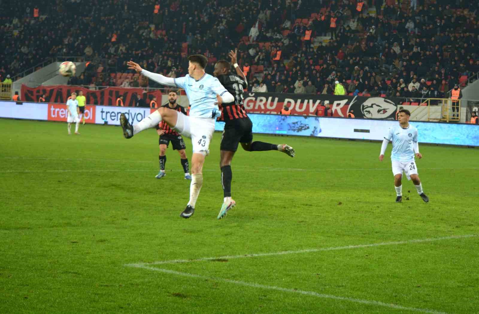 Trendyol 1. Lig: Çorum FK: 4 - Adana Demirspor: 1
