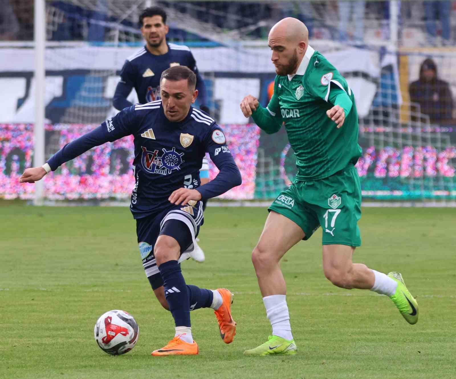 Trendyol 1. Lig: Erzurumspor FK: 2 - Iğdır FK: 1
Trendyol 1. Lig: Erzurumspor FK: 2 - Iğdır FK: 1