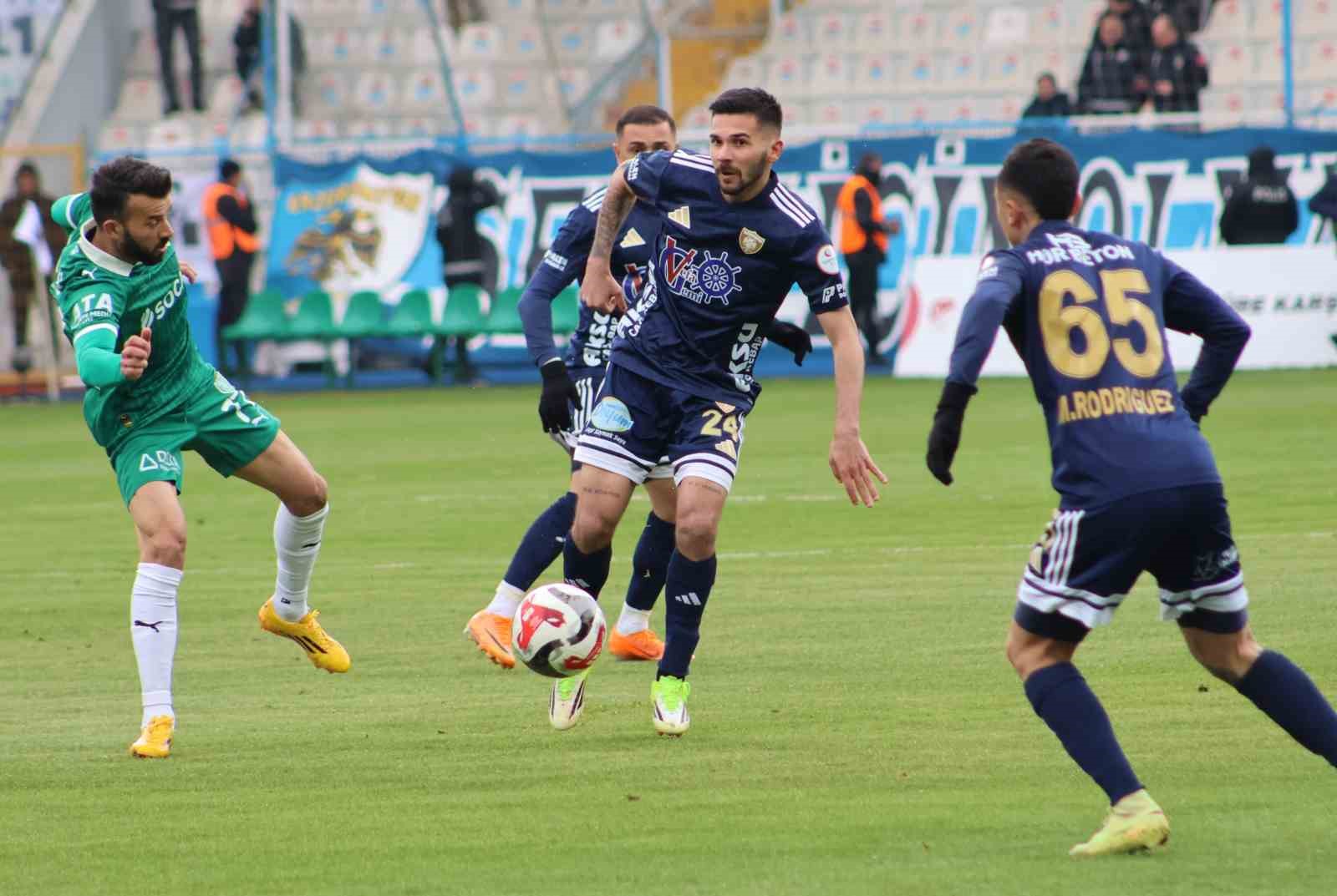 Trendyol 1. Lig: Erzurumspor FK: 2 - Iğdır FK: 1
Trendyol 1. Lig: Erzurumspor FK: 2 - Iğdır FK: 1