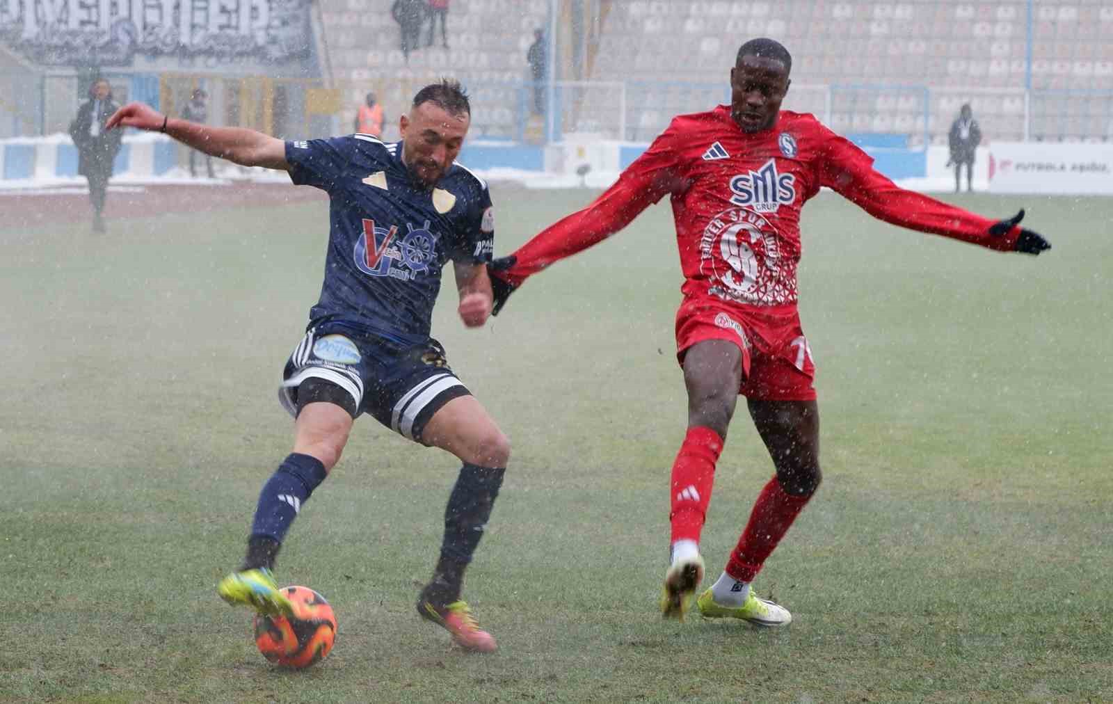 Trendyol 1. Lig: Erzurumspor FK: 4 - Sarıyer: 0
