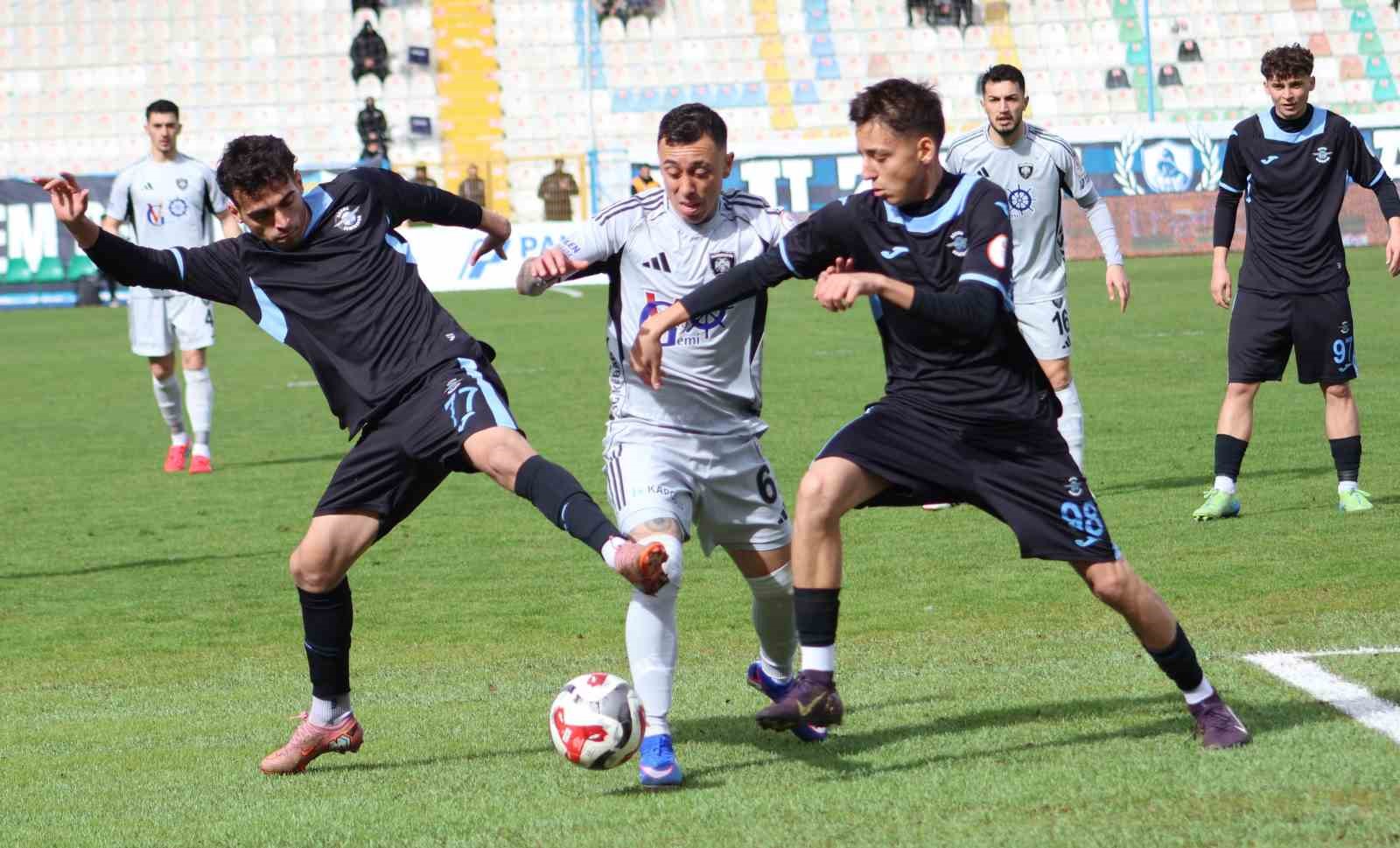 Trendyol 1. Lig: Erzurumspor FK: 7 - Adana Demirspor: 0
Trendyol 1. Lig: Erzurumspor FK: 7 - Adana Demirspor: 0