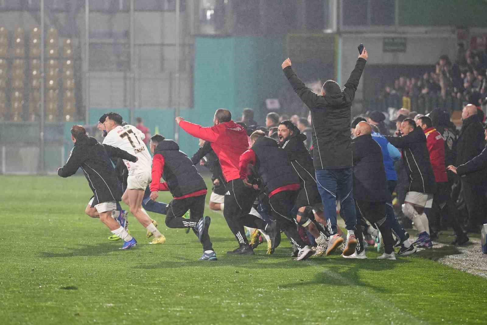 Trendyol 1. Lig: Esenler Erokspor: 0 - Erzurumspor FK: 2
