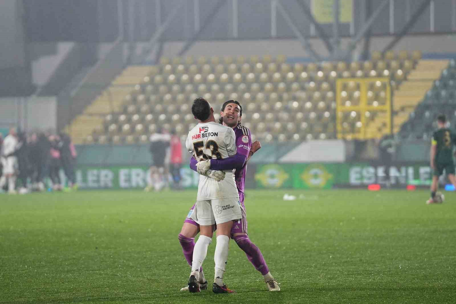 Trendyol 1. Lig: Esenler Erokspor: 0 - Erzurumspor FK: 2
