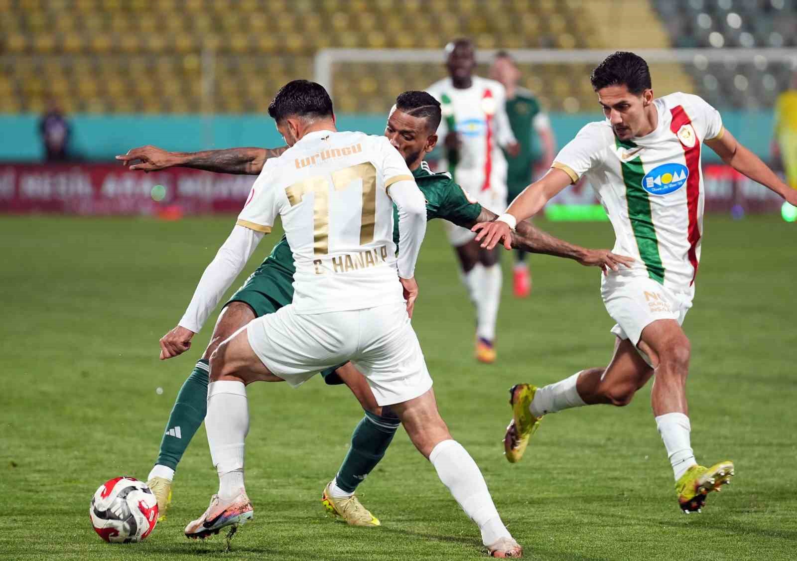 Trendyol 1. Lig: Esenler Erokspor: 1 - Amed Sportif Faaliyetler: 1
