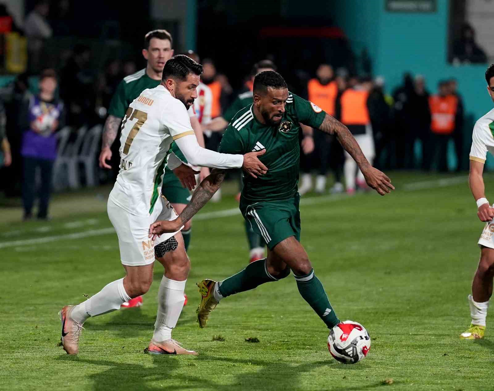 Trendyol 1. Lig: Esenler Erokspor: 1 - Amed Sportif Faaliyetler: 1
