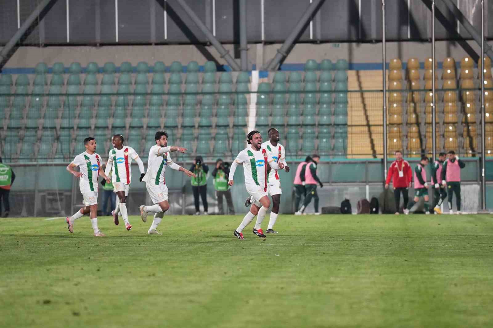Trendyol 1. Lig: Esenler Erokspor: 1 - Amed Sportif Faaliyetler: 1
