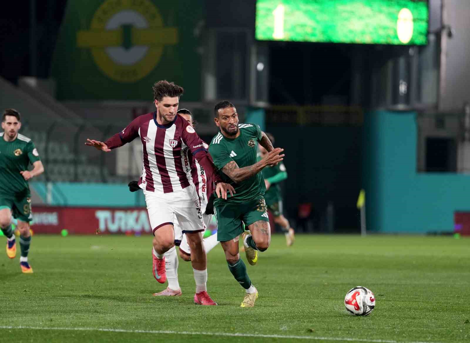 Trendyol 1. Lig: Esenler Erokspor: 1 - Bandırmaspor: 1
