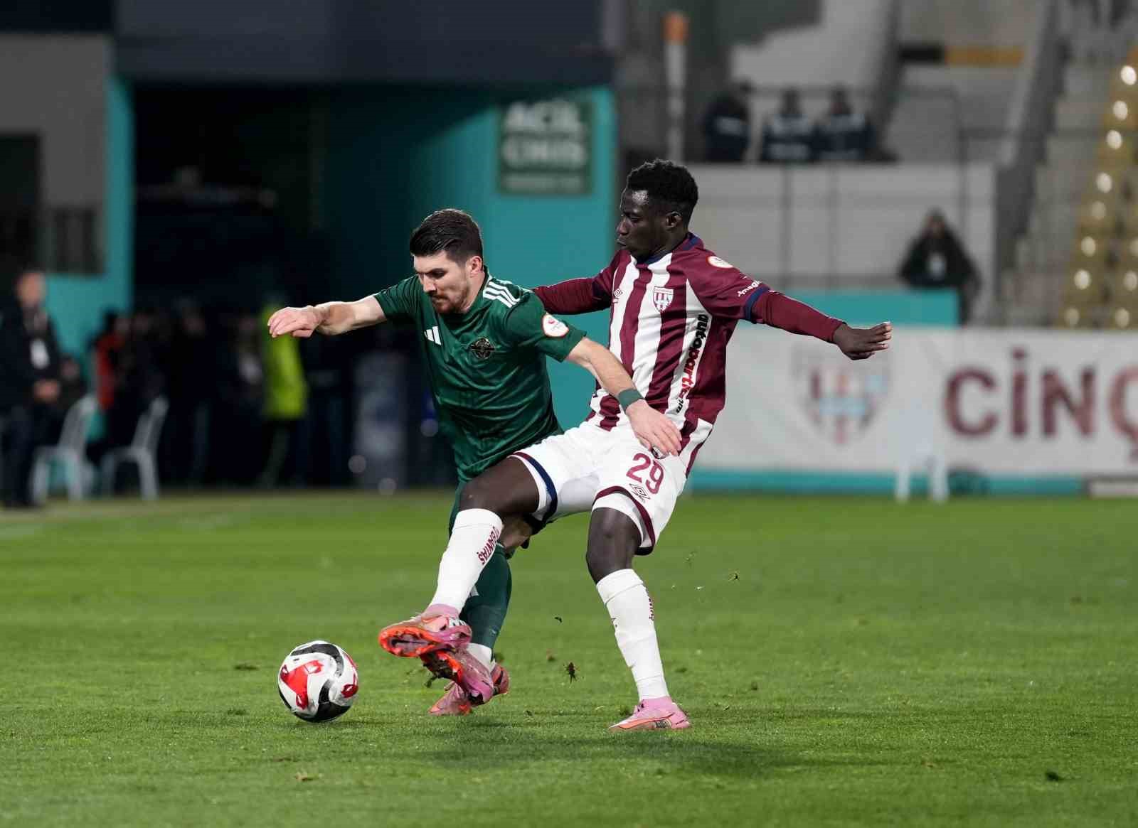 Trendyol 1. Lig: Esenler Erokspor: 1 - Bandırmaspor: 1
