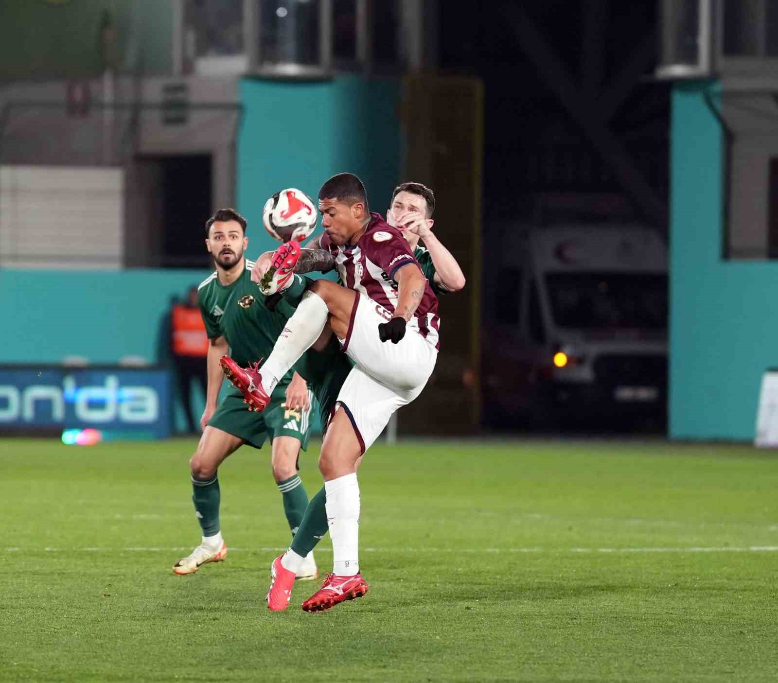 Trendyol 1. Lig: Esenler Erokspor: 1 - Bandırmaspor: 1
