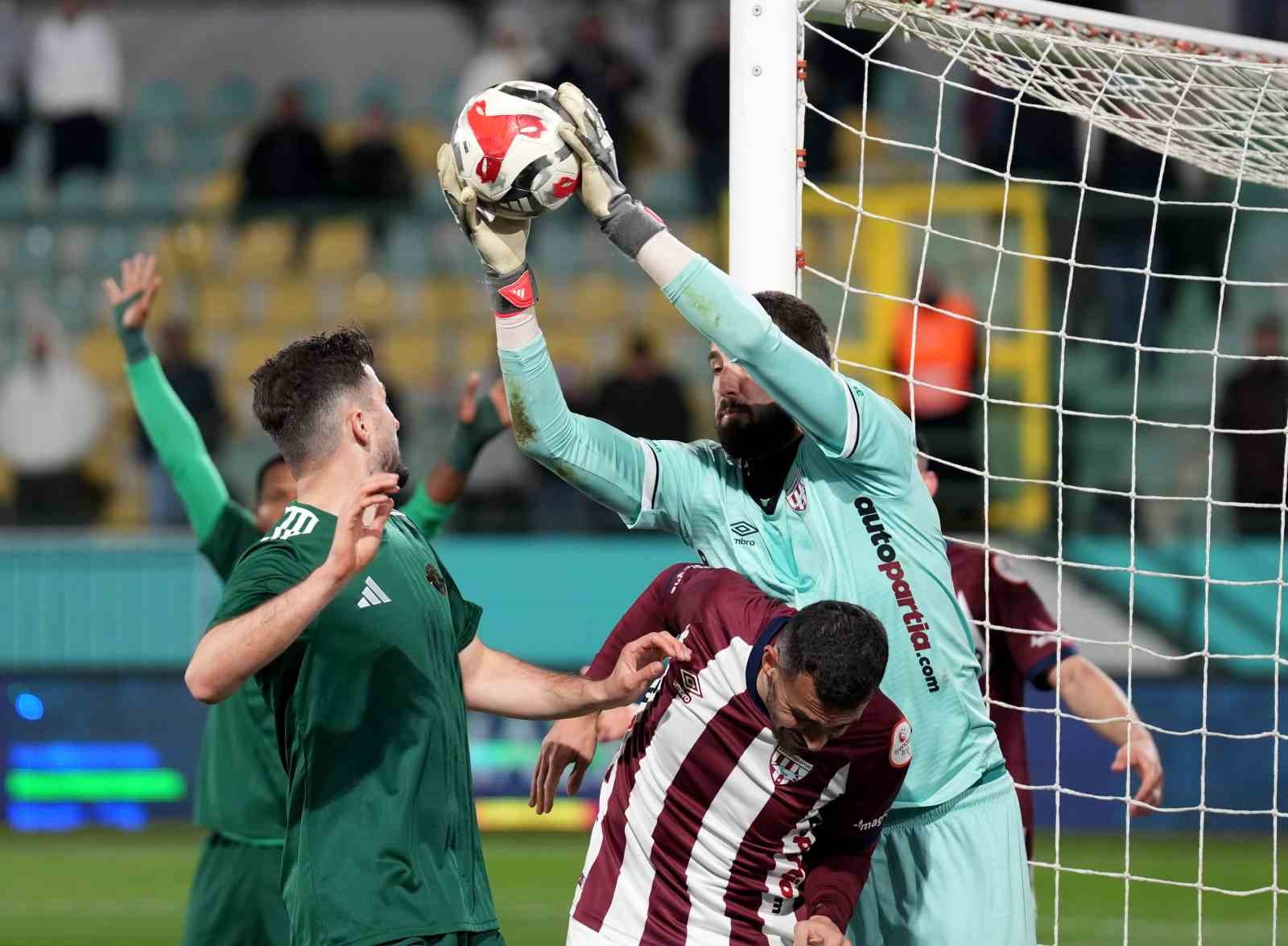 Trendyol 1. Lig: Esenler Erokspor: 1 - Bandırmaspor: 1
