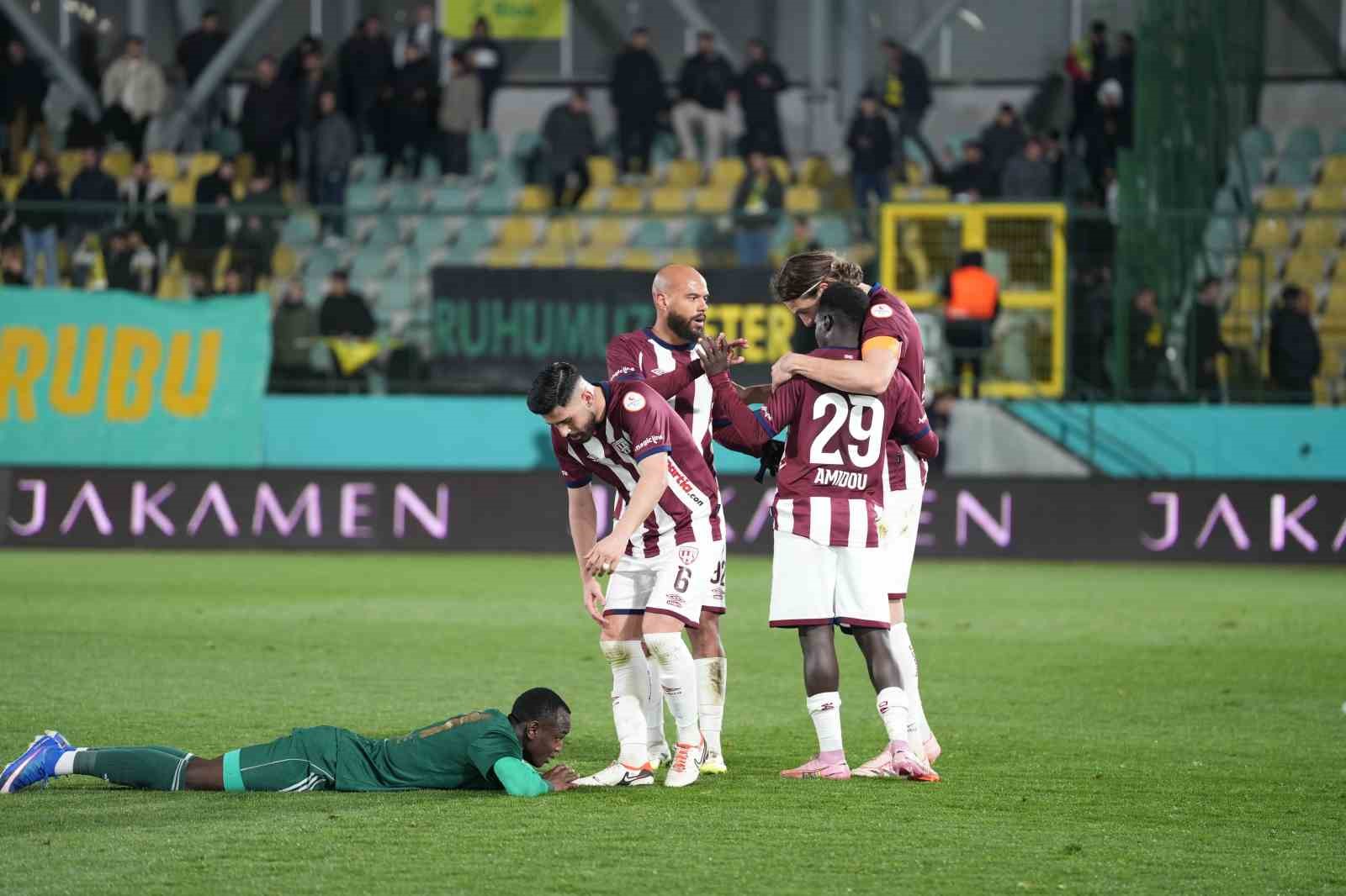 Trendyol 1. Lig: Esenler Erokspor: 1 - Bandırmaspor: 1
