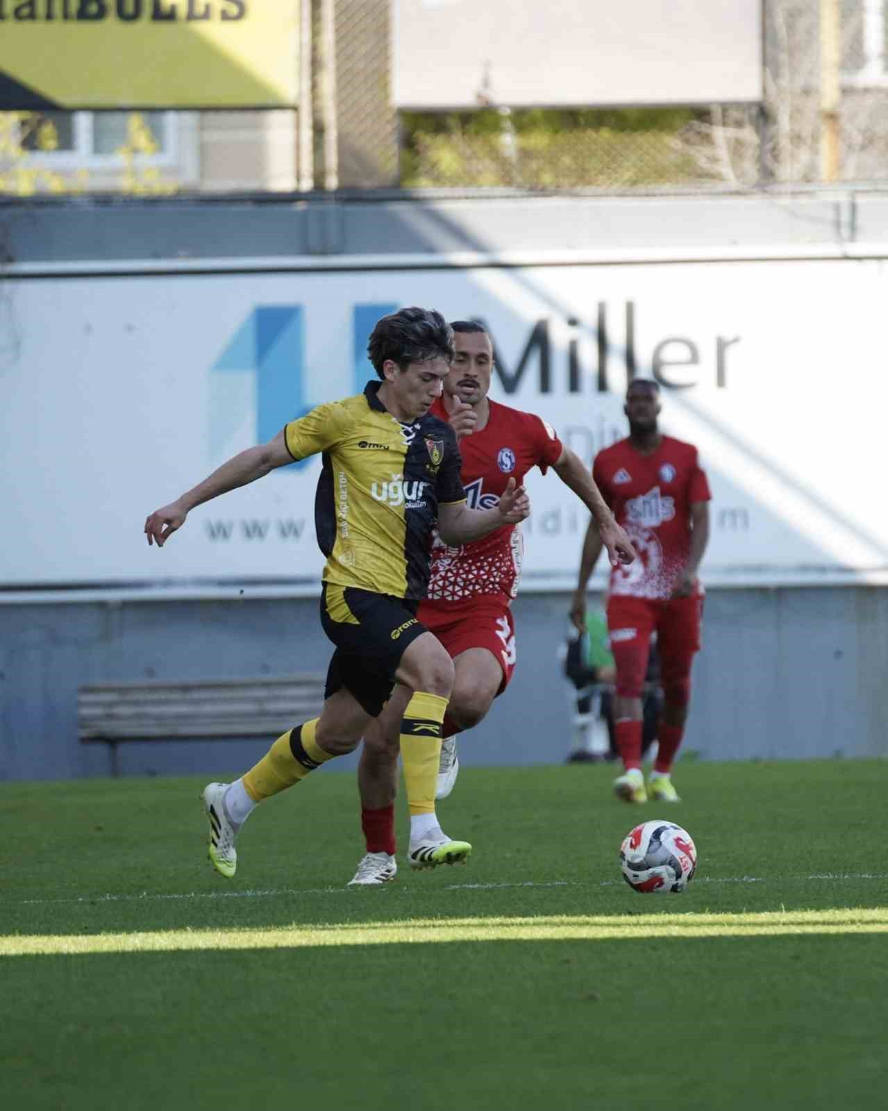 Trendyol 1. Lig: İstanbulspor: 3 - Sarıyer: 1
