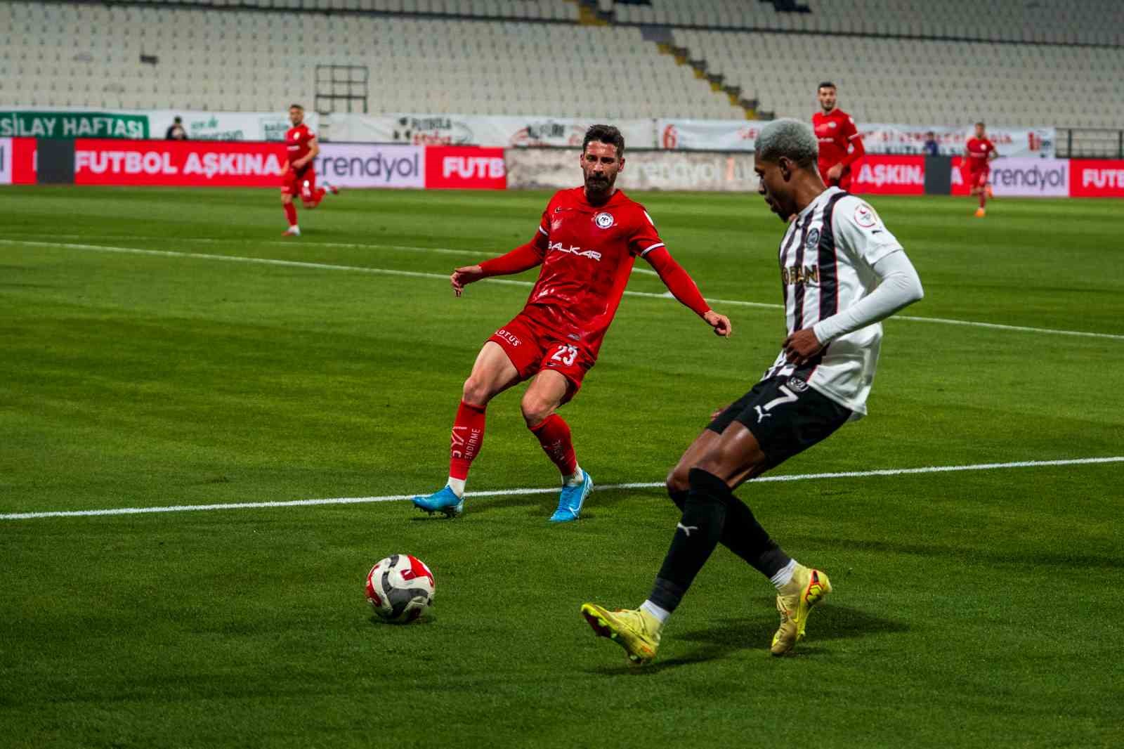 Trendyol 1. Lig: Manisa FK: 0 - Çorum FK: 1
