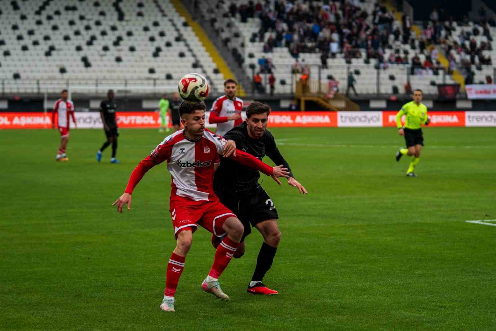 Trendyol 1. Lig: Manisa FK: 0 - Sivasspor: 1
