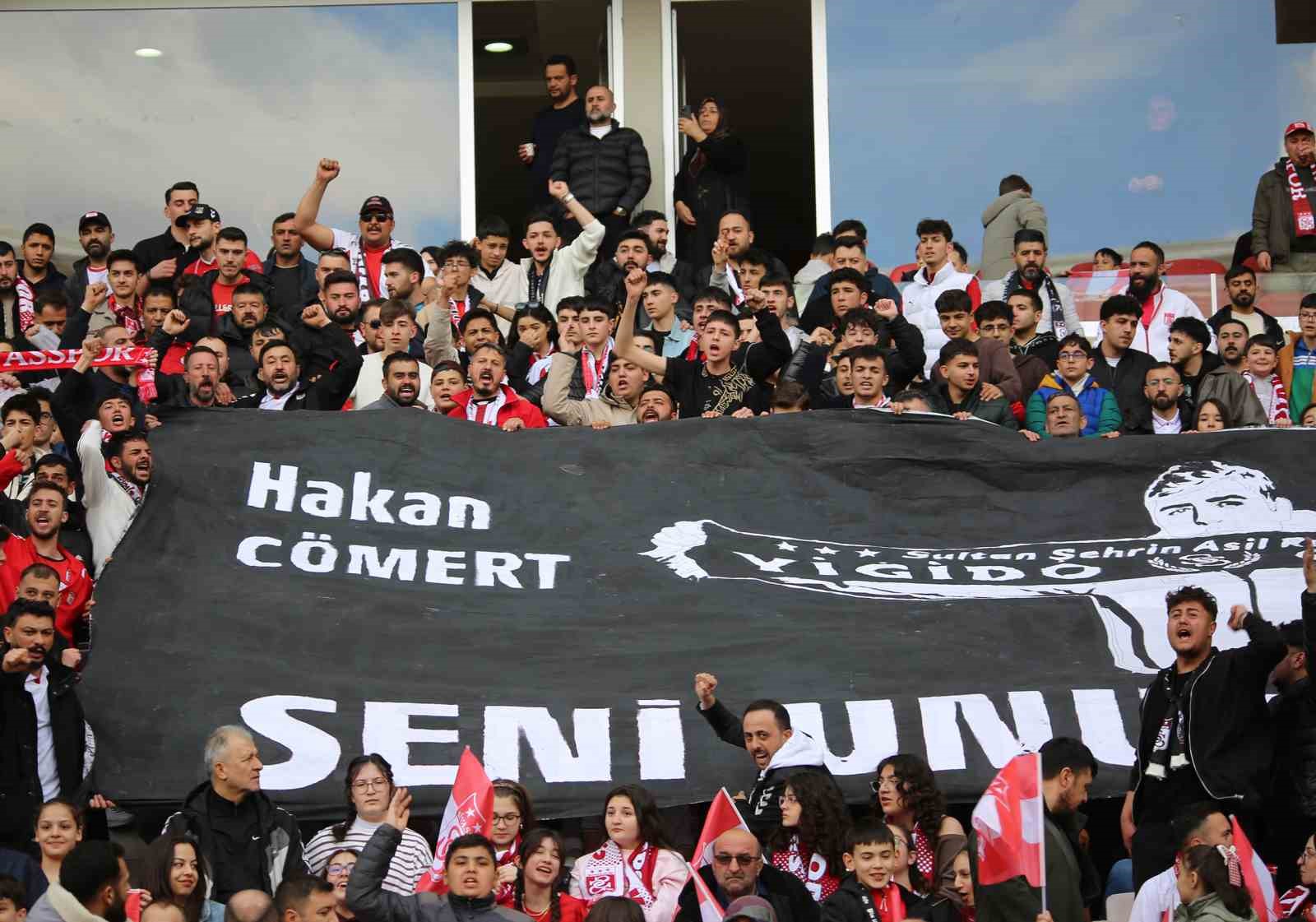 Trendyol 1. Lig: Özbelsan Sivasspor: 1 - Esenler Erokspor: 3
