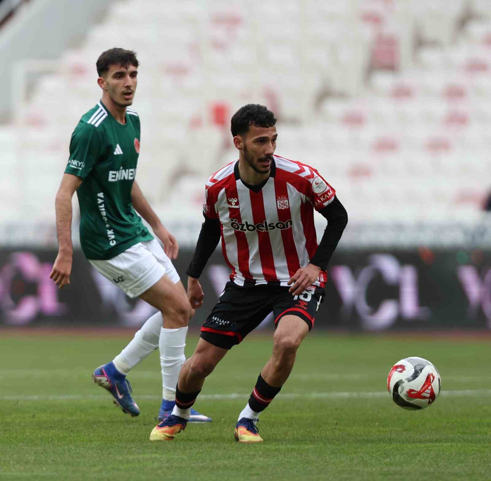Trendyol 1. Lig: Özbelsan Sivasspor: 1 - Ümraniyespor: 0
