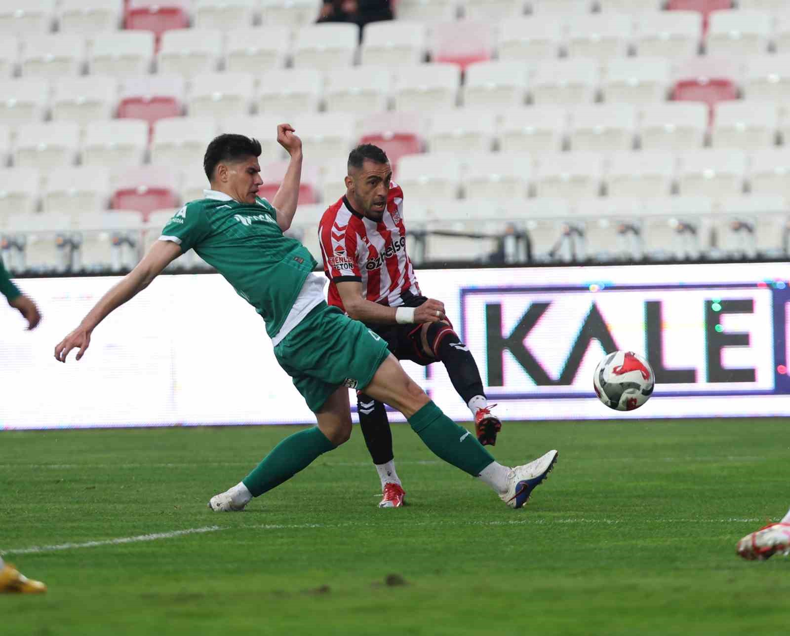 Trendyol 1. Lig: Özbelsan Sivasspor: 2 -  Iğdır FK: 1
