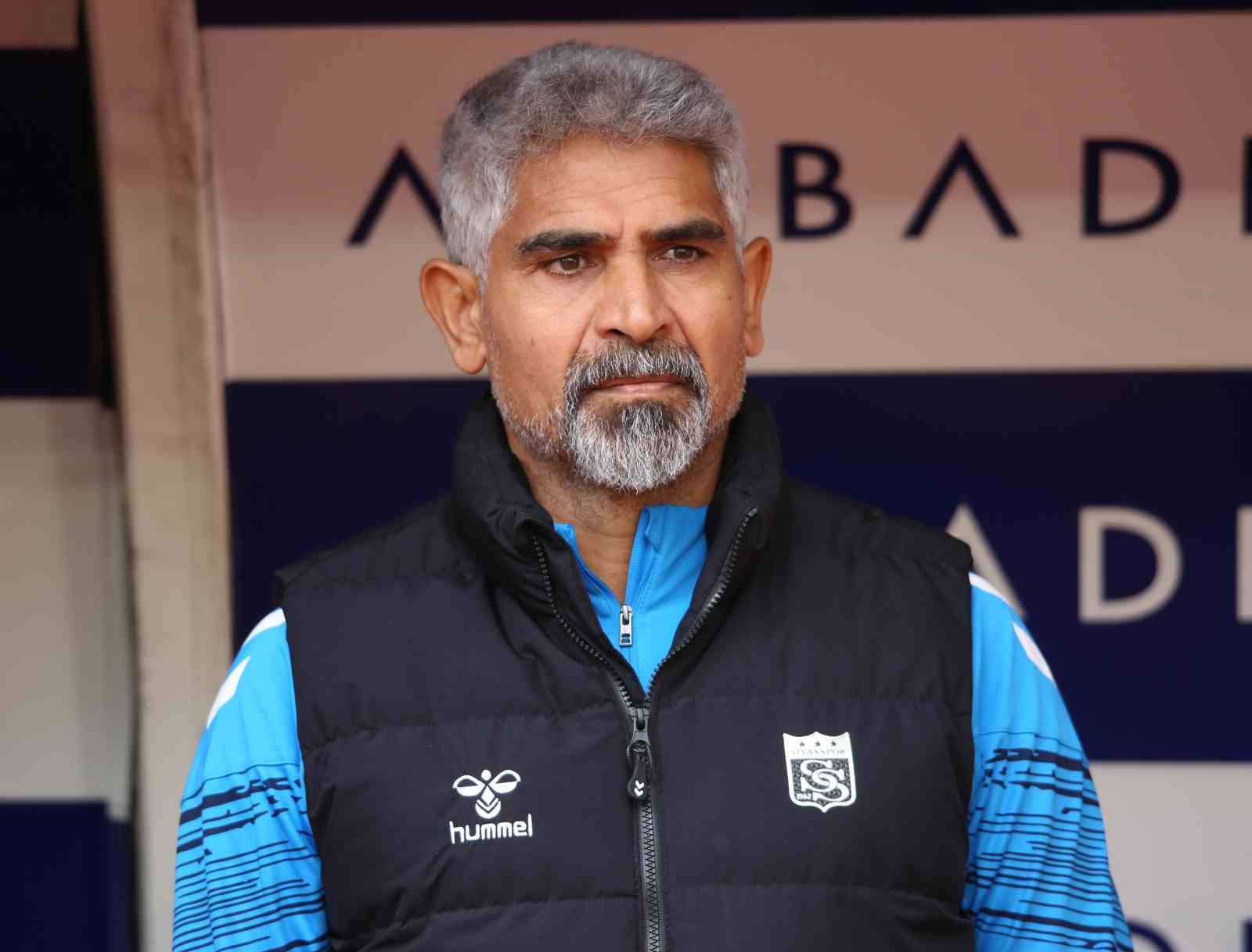 Trendyol 1. Lig: Özbelsan Sivasspor: 4 - Sakaryaspor: 1
