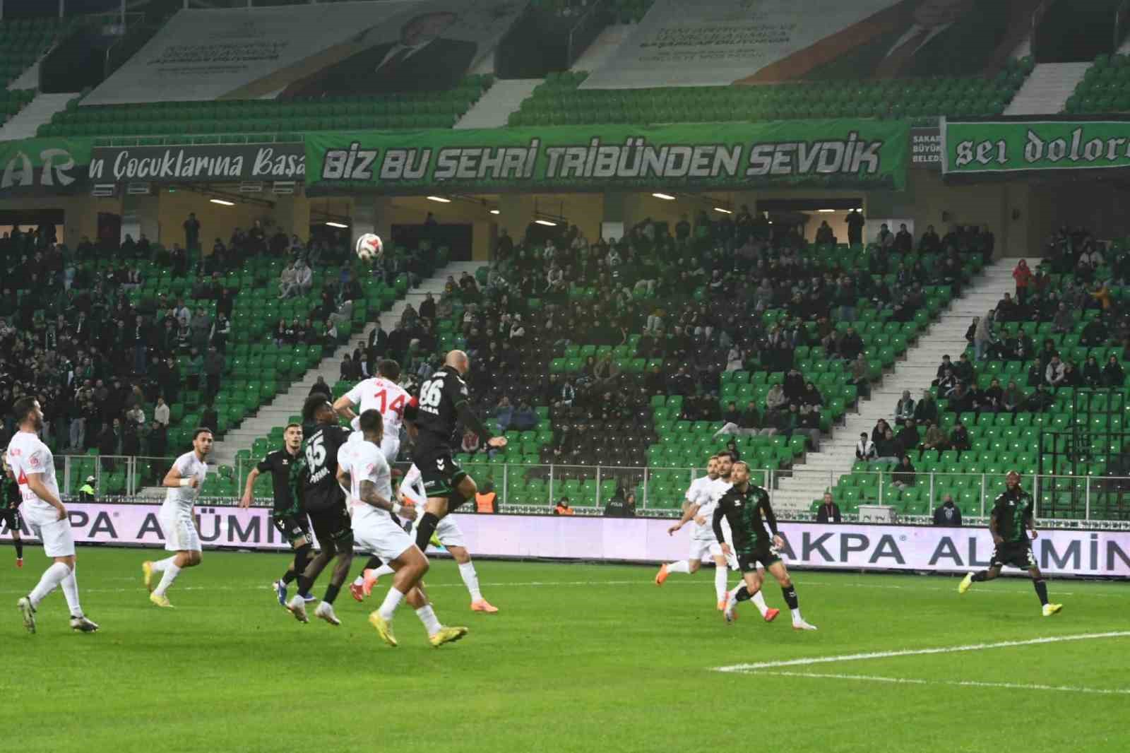 Trendyol 1. Lig: Sakaryaspor: 0 - Pendikspor : 2
Trendyol 1. Lig: Sakaryaspor: 0 - Pendikspor : 2