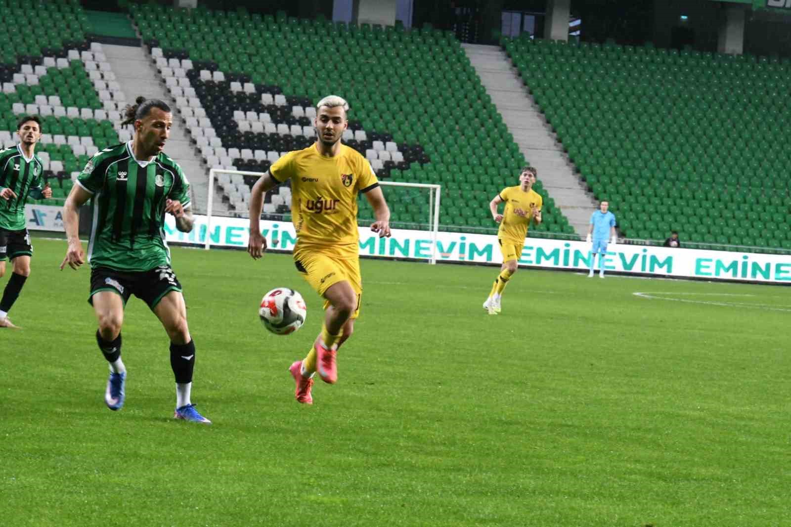 Trendyol 1. Lig: Sakaryaspor: 2 - İstanbulspor: 2
Trendyol 1. Lig: Sakaryaspor: 2 - İstanbulspor: 2