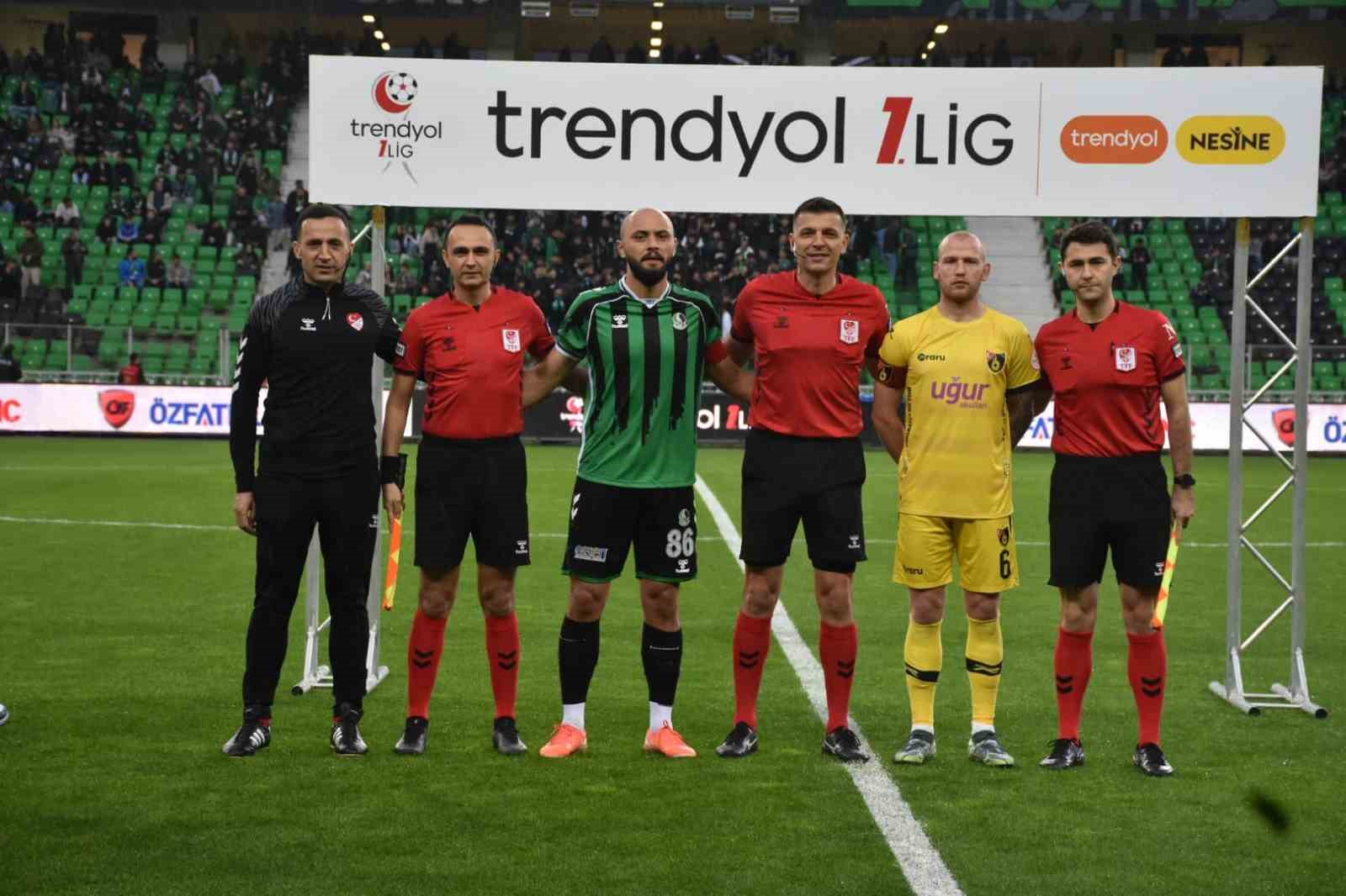 Trendyol 1. Lig: Sakaryaspor: 2 - İstanbulspor: 2
Trendyol 1. Lig: Sakaryaspor: 2 - İstanbulspor: 2