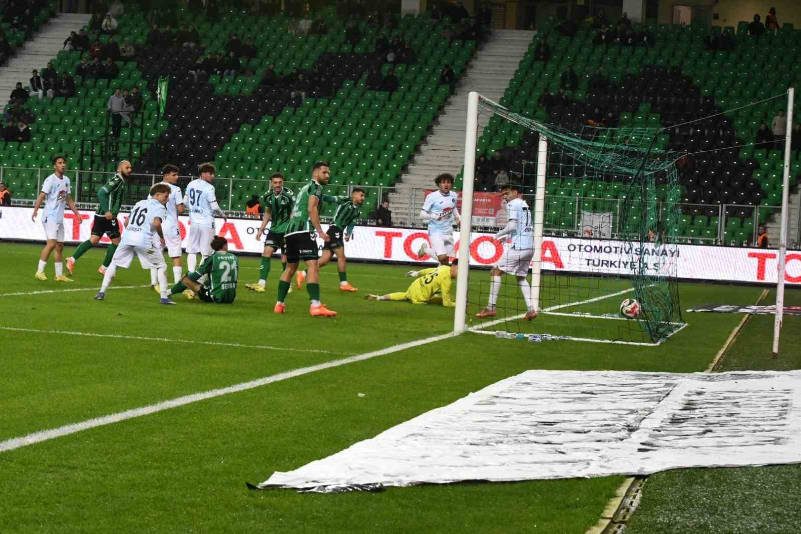 Trendyol 1. Lig: Sakaryaspor: 4 - Adana Demirspor: 0
