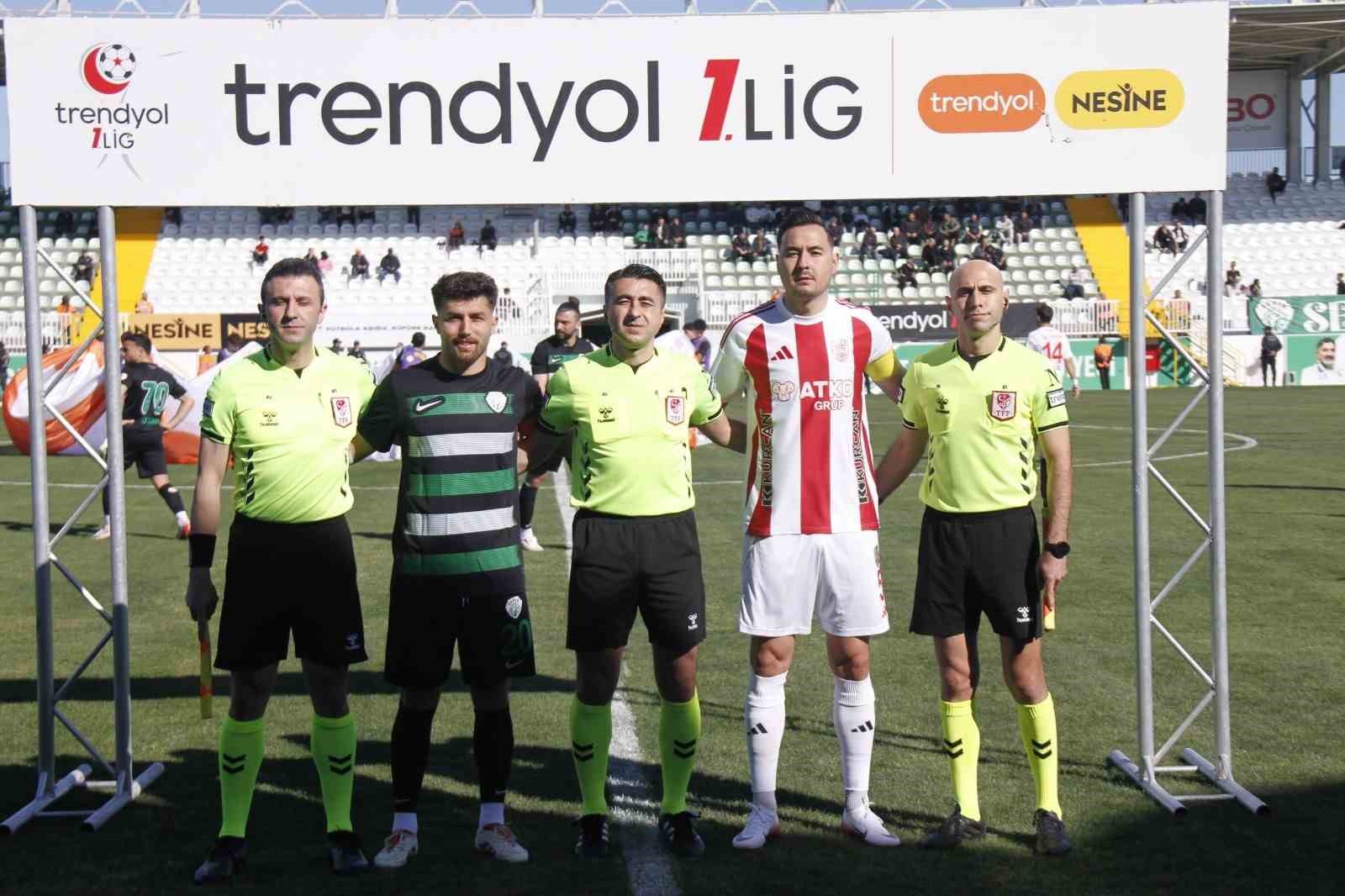 Trendyol 1. Lig: Serikspor: 3 - Pendikspor: 4
