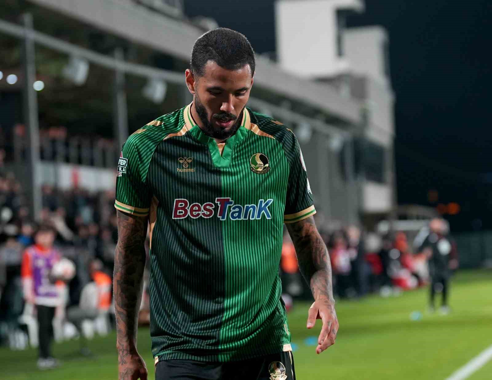 Trendyol 1. Lig: Ümraniyespor: 2 - Sakaryaspor: 0
Trendyol 1. Lig: Ümraniyespor: 2 - Sakaryaspor: 0