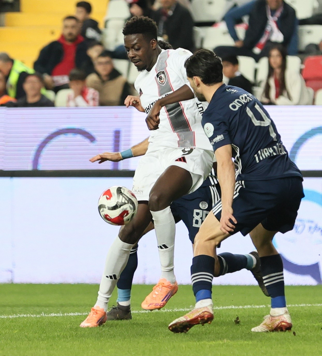 Trendyol Süper Lig: Antalyaspor: 1 - Gaziantep FK: 4 (Maç sonucu)
