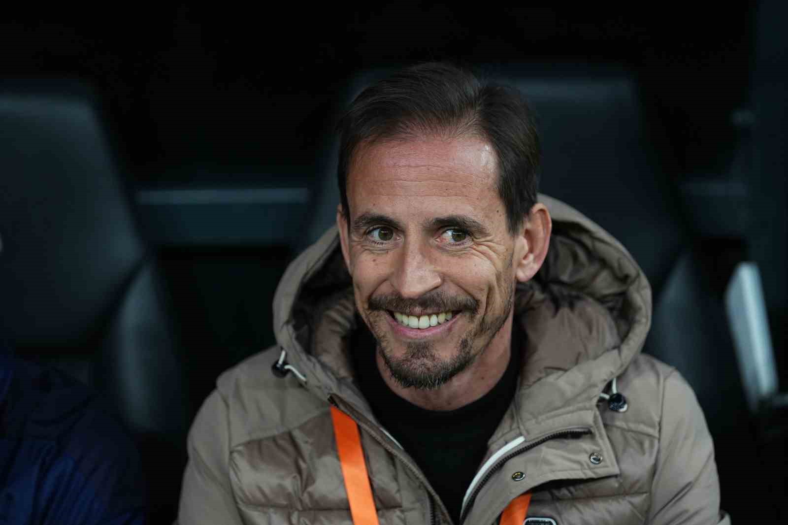 Trendyol Süper Lig: Beşiktaş: 0 - Corendon Alanyaspor: 1 (Maç devam ediyor)
