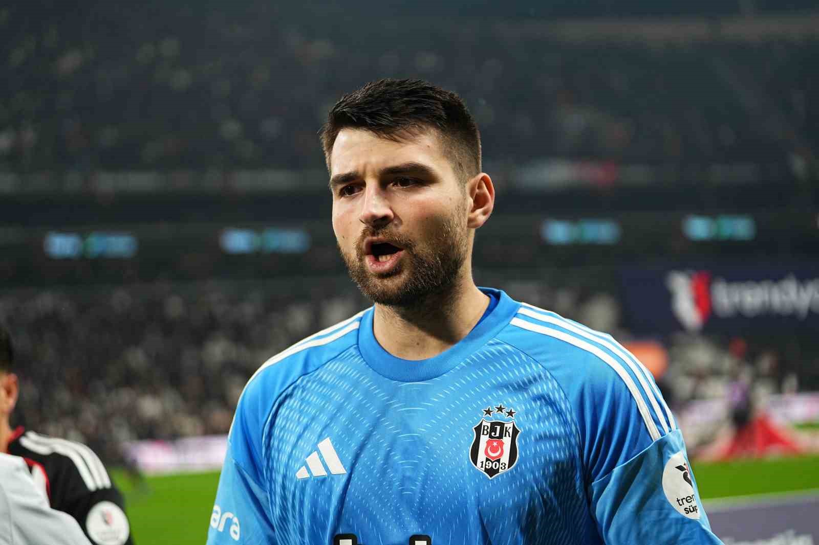 Trendyol Süper Lig: Beşiktaş: 0 - Corendon Alanyaspor: 1 (Maç devam ediyor)
