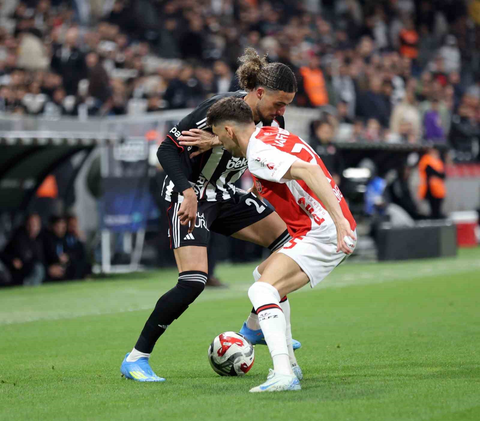 Trendyol Süper Lig: Beşiktaş: 0 - Fatih Karagümrük: 0 (Maç sonucu)
