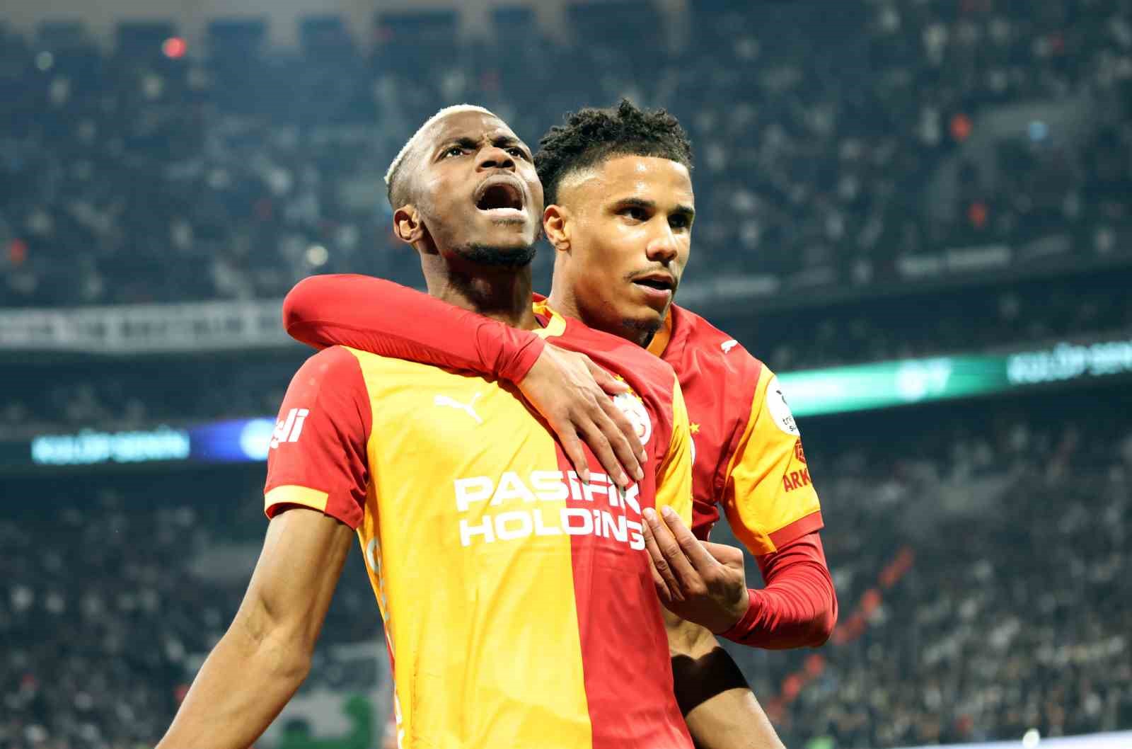 Trendyol Süper Lig: Beşiktaş: 0 - Galatasaray: 1 (İlk yarı)
