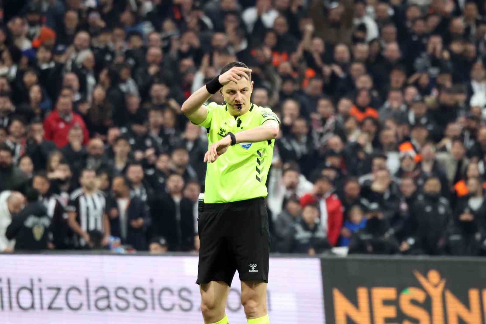 Trendyol Süper Lig: Beşiktaş: 0 - Galatasaray: 1 (Maç sonucu)
