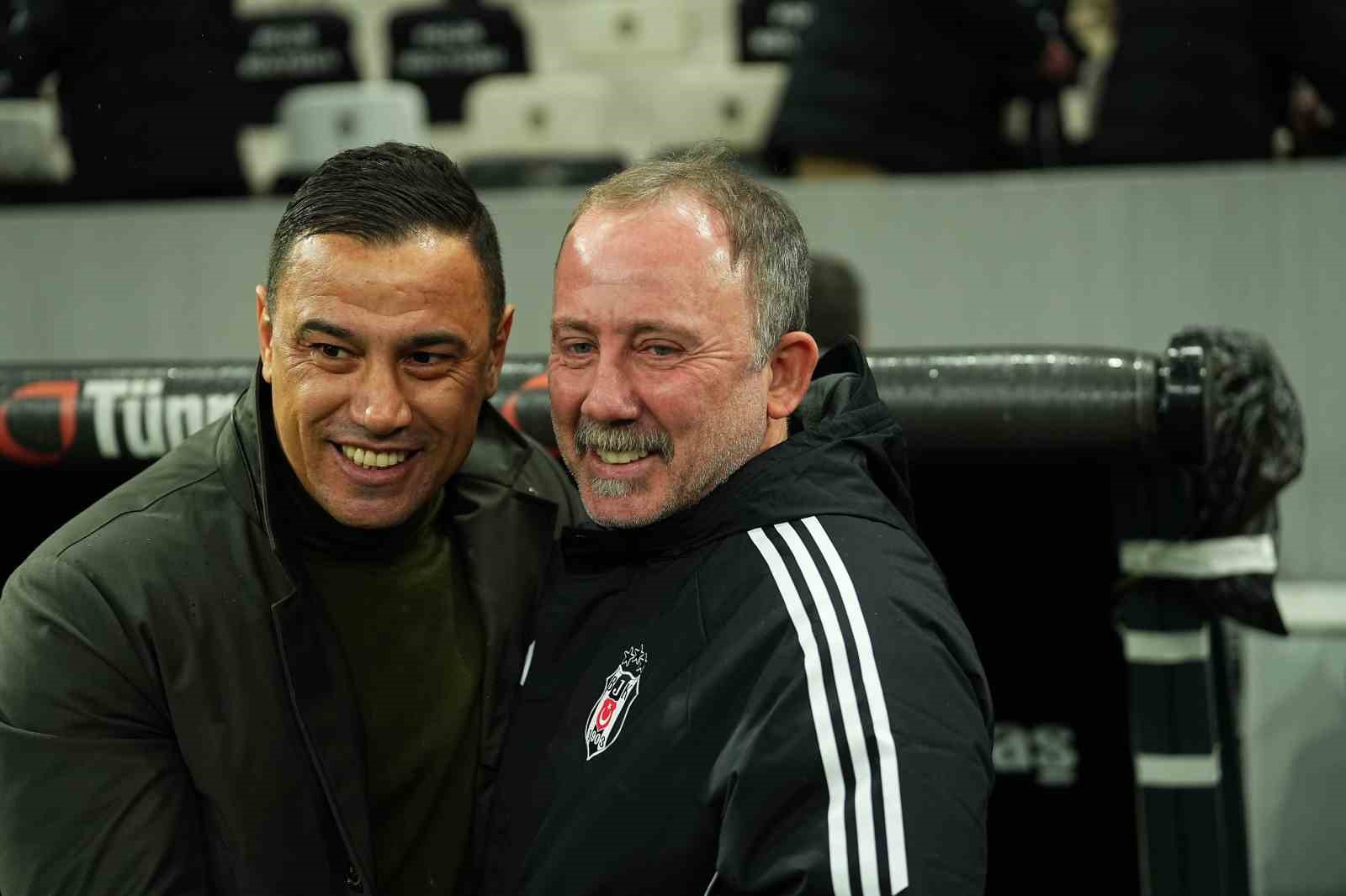 Trendyol Süper Lig: Beşiktaş: 0 - Konyaspor: 0 (Maç devam ediyor)
