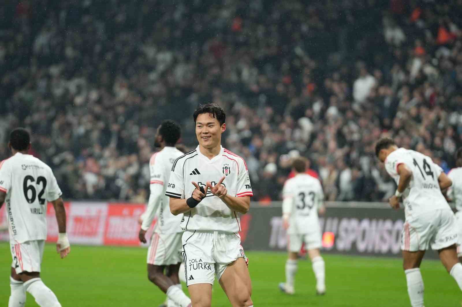 Trendyol Süper Lig: Beşiktaş: 1 - Kasımpaşa: 0 (Maç devam ediyor)
