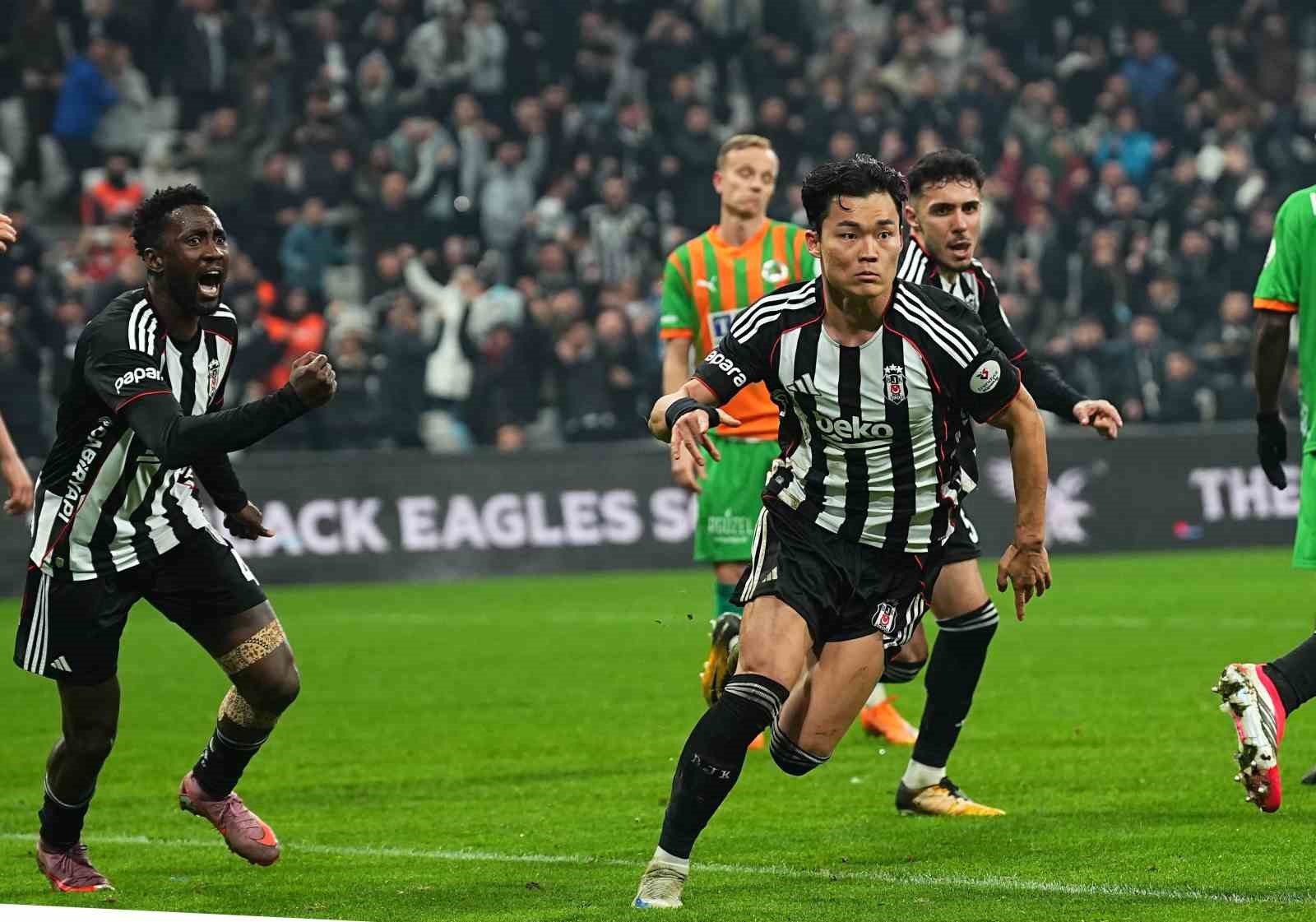 Trendyol Süper Lig: Beşiktaş: 2 - Corendon Alanyaspor: 2 (Maç sonucu)
