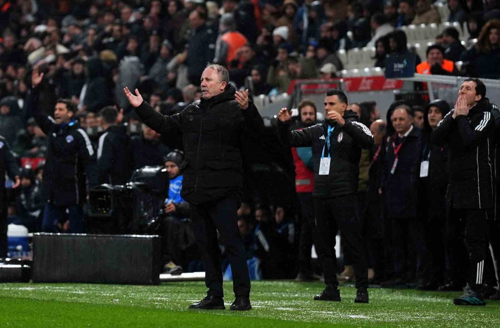 Trendyol Süper Lig: Beşiktaş: 2 - Kasımpaşa: 1 (Maç sonucu)
