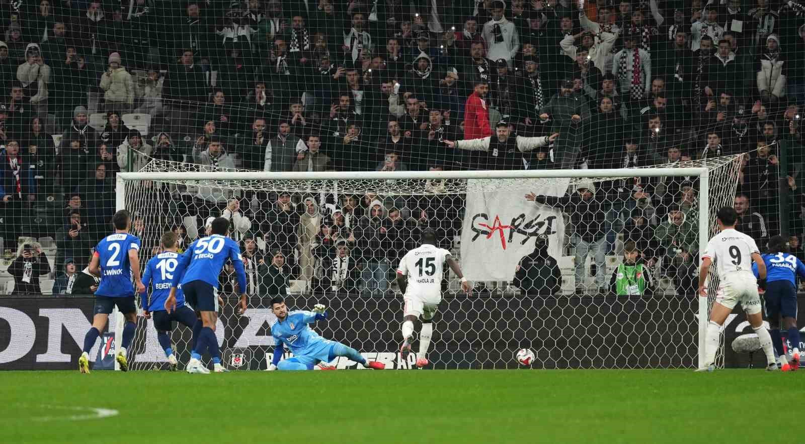 Trendyol Süper Lig: Beşiktaş: 2 - Kasımpaşa: 1 (Maç sonucu)
