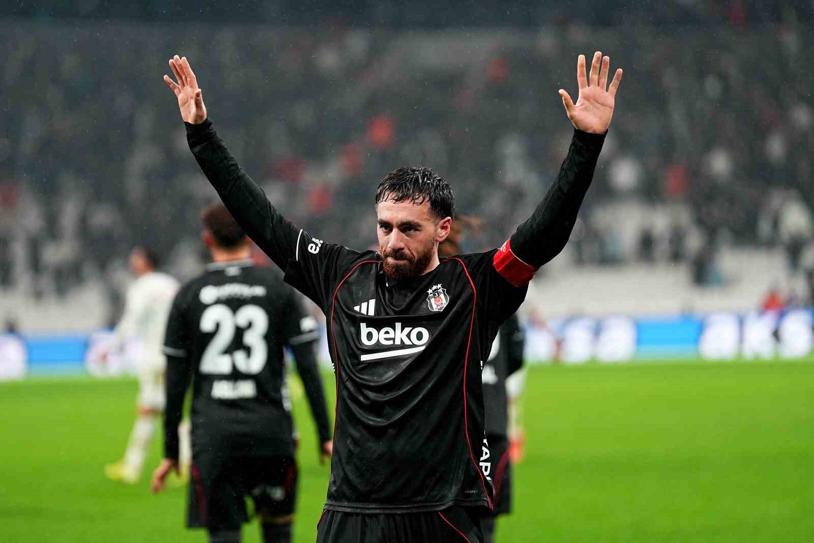Trendyol Süper Lig: Beşiktaş: 2 - Konyaspor: 1 (Maç sonucu)
