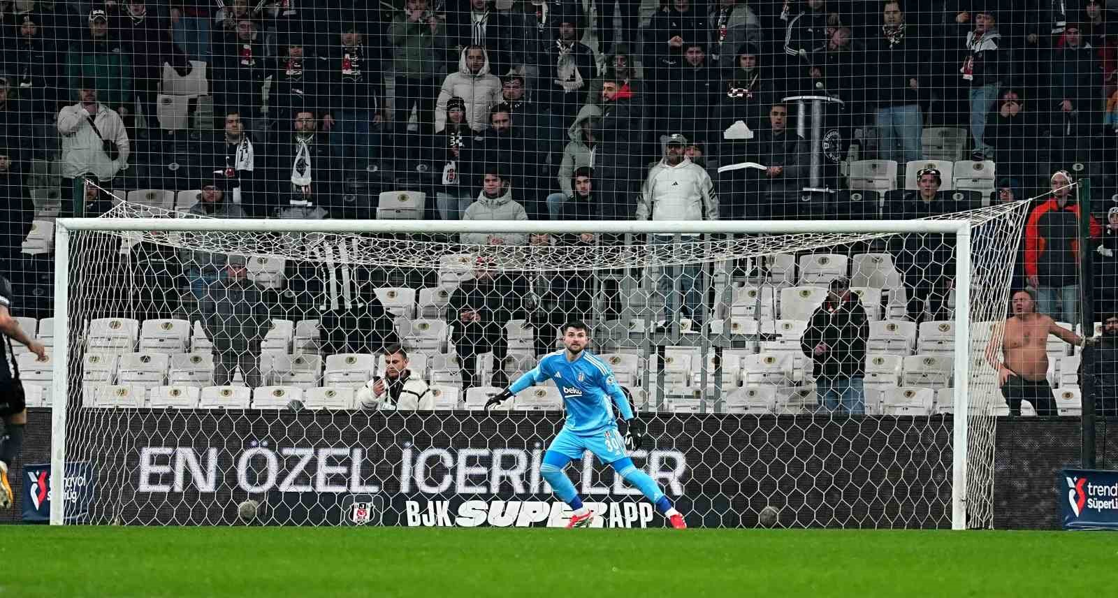 Trendyol Süper Lig: Beşiktaş: 2 - Konyaspor: 1 (Maç sonucu)
