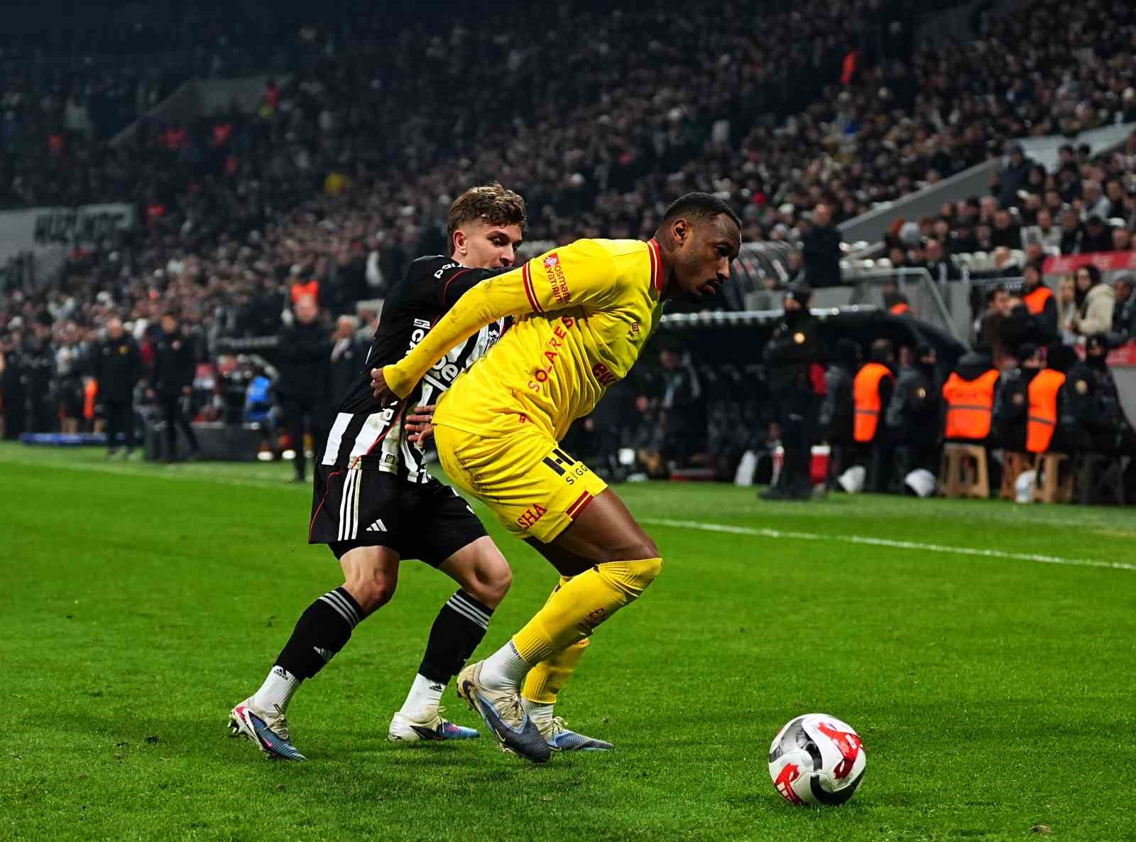 Trendyol Süper Lig: Beşiktaş: 4 - Göztepe: 0 (Maç sonucu)
